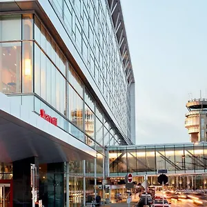 Marriott Montreal Airport In-terminal Hotel